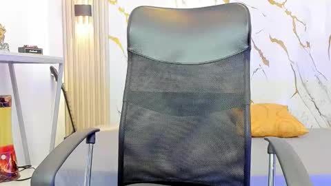    online show from January 19, 2026, 3:43 am