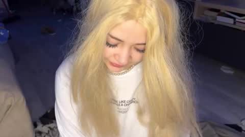 nikoli_naw online show from March 12, 2026, 8:26 pm