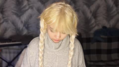 Snapshot of nikoli_naw chatting on May 5, 2026, 10:07 pm nikoli_naw online show from May 5, 2026, 10:07 pm