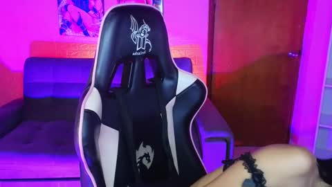 nikolwalter online show from March 31, 2026, 6:47 am