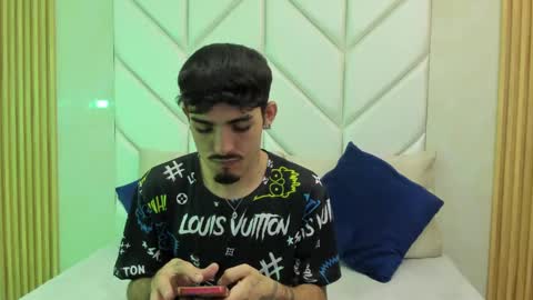 Niko Stone online show from October 8, 2025, 2:58 pm