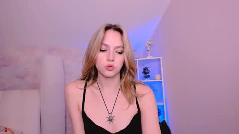 Veronica online show from January 22, 2025, 5:17 pm