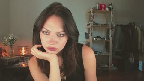Snapshot of niky_jess chatting on August 8, 2026, 1:13 pm Veronica online show from August 8, 2026, 1:13 pm
