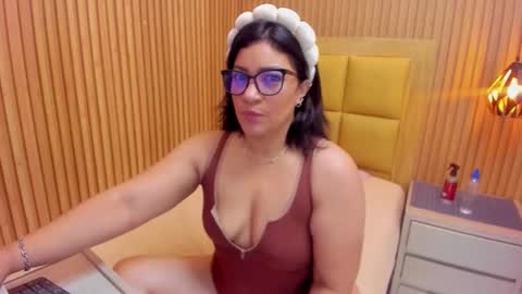   online show from March 18, 2026, 12:19 pm