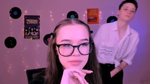 nila_eclipse online show from April 6, 2026, 7:42 am