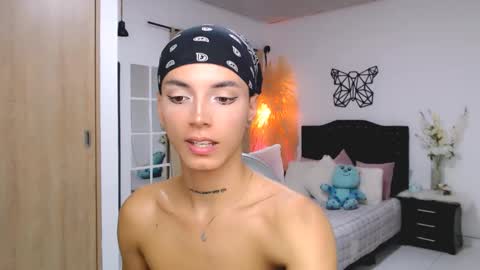 Snapshot of nilam217 chatting on February 22, 2025, 3:45 am Nilam online show from February 22, 2025, 3:45 am