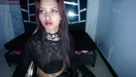 Snapshot of nilia_ch chatting on January 17, 2025, 1:15 am nilia_ch online show from January 17, 2025, 1:15 am
