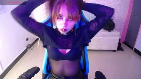Snapshot of nilia_ch chatting on January 25, 2025, 10:18 pm nilia_ch online show from January 25, 2025, 10:18 pm