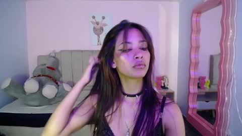 Snapshot of nilia_ch chatting on March 8, 2025, 10:13 pm nilia_ch online show from March 8, 2025, 10:13 pm