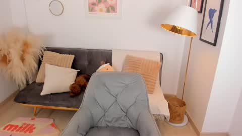 Snapshot of nina_agdal chatting on February 28, 2025, 7:03 pm NINA online show from February 28, 2025, 7:03 pm