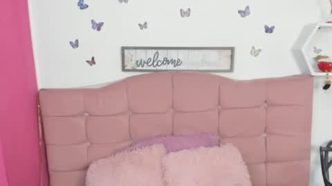 Snapshot of nina_cute06 chatting on December 7, 2024, 11:45 pm Nina online show from December 7, 2024, 11:45 pm