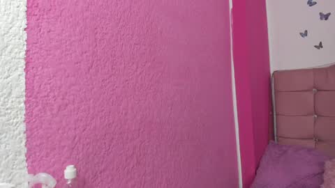 Snapshot of nina_cute06 chatting on December 16, 2024, 1:42 am Nina online show from December 16, 2024, 1:42 am