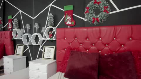 Snapshot of nina_cute06 chatting on December 23, 2024, 5:06 am Nina online show from December 23, 2024, 5:06 am