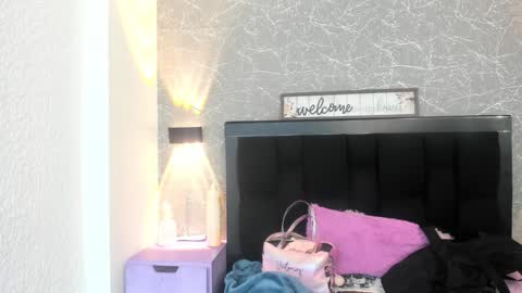 Snapshot of nina_cute06 chatting on January 27, 2025, 9:13 am Nina online show from January 27, 2025, 9:13 am