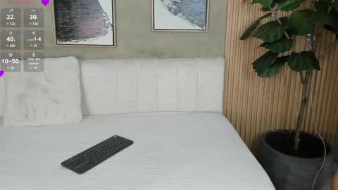 Snapshot of nina_soul chatting on December 26, 2024, 11:43 am NINA online show from December 26, 2024, 11:43 am