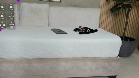 Snapshot of nina_soul chatting on December 27, 2024, 12:01 pm NINA online show from December 27, 2024, 12:01 pm