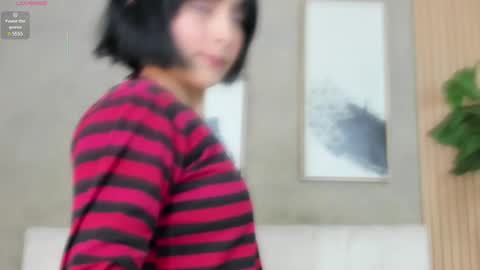 Snapshot of nina_soul chatting on January 15, 2025, 12:04 pm NINA online show from January 15, 2025, 12:04 pm