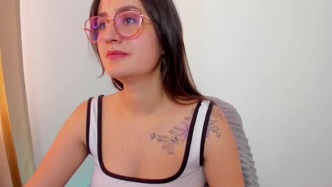 Snapshot of ninabryon1 chatting on September 23, 2025, 12:08 pm Nina online show from September 23, 2025, 12:08 pm