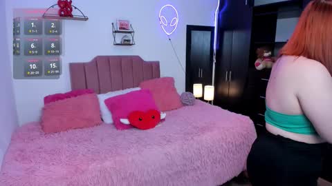 Nina online show from February 24, 2026, 7:12 pm