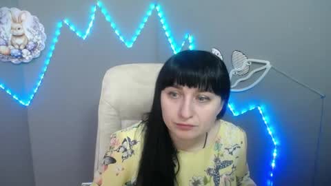 ninaflawlees online show from April 8, 2026, 12:05 pm