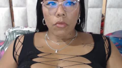 Ninapalmer online show from August 3, 2026, 2:10 am