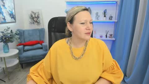 ninastarle online show from April 8, 2026, 4:23 am