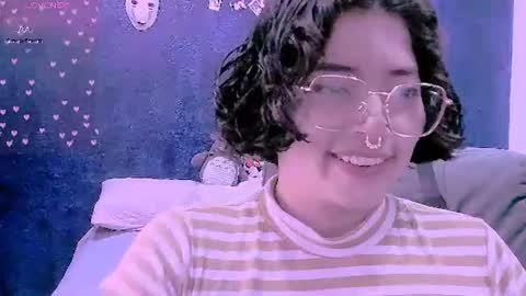 Snapshot of ninayellow chatting on August 3, 2026, 3:16 pm Nina online show from August 3, 2026, 3:16 pm