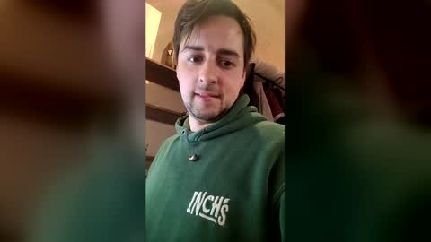 nineinchdean92 online show from April 17, 2026, 9:40 pm