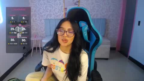 Ninfa  online show from February 4, 2025, 3:36 pm