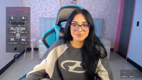 Ninfa  online show from February 10, 2025, 2:05 pm