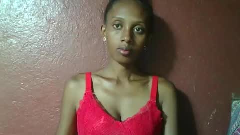 Snapshot of ninie246746 chatting on January 23, 2025, 6:28 am ninie246746 online show from January 23, 2025, 6:28 am