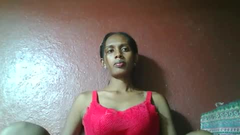 Snapshot of ninie246746 chatting on February 21, 2025, 4:05 pm ninie246746 online show from February 21, 2025, 4:05 pm