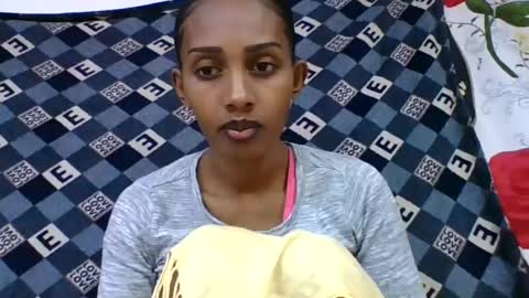 Snapshot of ninie246746 chatting on June 23, 2026, 6:22 am ninie246746 online show from June 23, 2026, 6:22 am