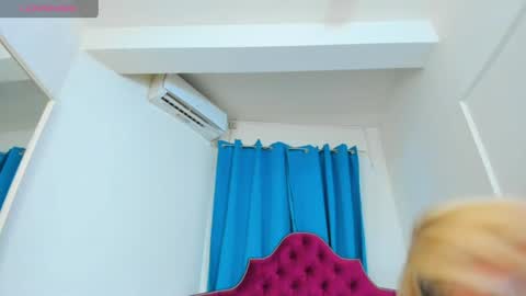 nina dee online show from July 9, 2026, 3:43 am
