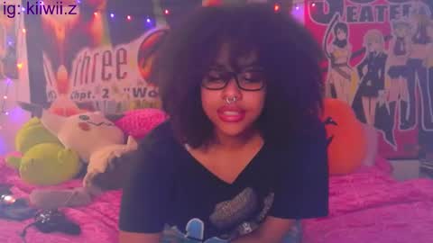 kiwi online show from March 8, 2025, 6:43 am