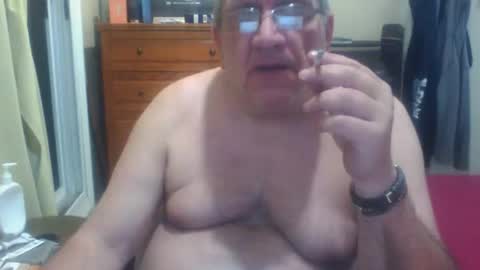 Snapshot of nionios67 chatting on November 1, 2025, 3:30 am Dennis online show from November 1, 2025, 3:30 am