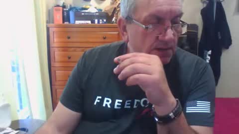 Dennis online show from November 1, 2025, 8:11 pm