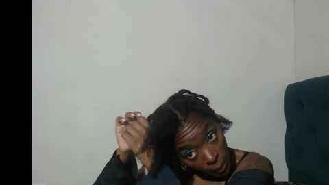 Snapshot of nirak_sf chatting on October 21, 2025, 12:39 pm Nirak online show from October 21, 2025, 12:39 pm