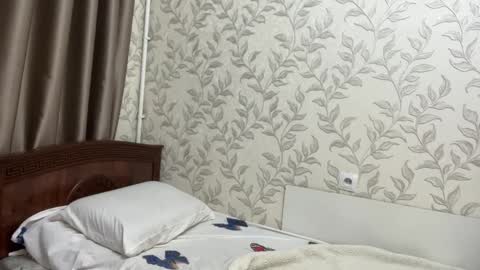 Snapshot of niravoid chatting on October 22, 2025, 10:42 pm niravoid online show from October 22, 2025, 10:42 pm