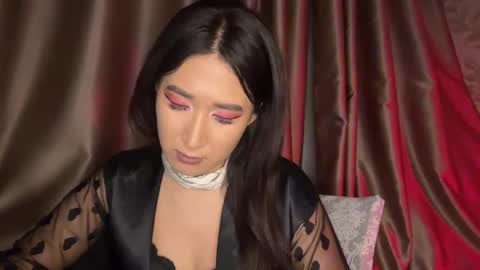 Snapshot of niravoid chatting on October 29, 2025, 7:04 pm niravoid online show from October 29, 2025, 7:04 pm