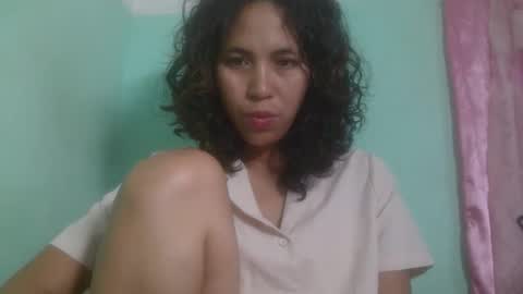 Snapshot of nirisouh chatting on February 9, 2026, 6:28 am nirisouh online show from February 9, 2026, 6:28 am