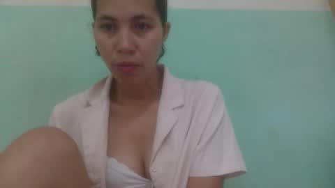 Snapshot of nirisouh chatting on February 17, 2026, 6:21 am nirisouh online show from February 17, 2026, 6:21 am