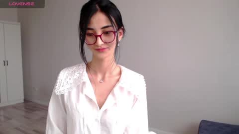 Niu online show from April 16, 2026, 9:32 am