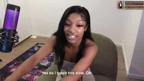 Snapshot of niviawolfe chatting on May 28, 2026, 3:04 am NIVIA WOLFE online show from May 28, 2026, 3:04 am