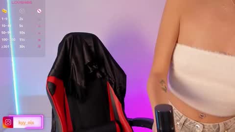 Snapshot of nix_kyy chatting on October 22, 2025, 4:57 am Nicki online show from October 22, 2025, 4:57 am