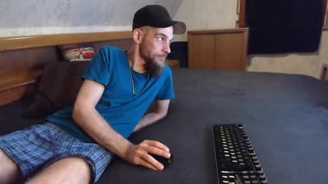 nixan85 online show from April 6, 2026, 10:00 pm