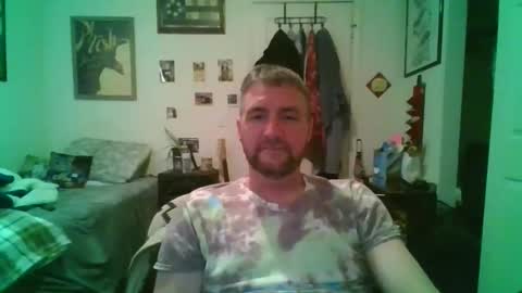 njoefats420 online show from May 13, 2026, 3:48 am