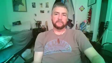 njoefats420 online show from May 25, 2026, 2:34 pm