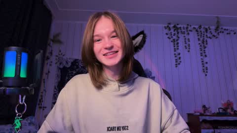 Snapshot of nloraaa chatting on December 14, 2024, 1:28 am Tears Lora online show from December 14, 2024, 1:28 am