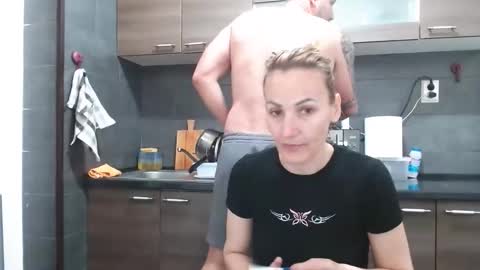 Snapshot of no_limit_coupl3 chatting on September 26, 2025, 5:44 am no_limit_coupl3 online show from September 26, 2025, 5:44 am